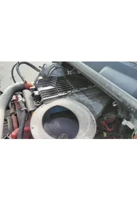 INTERNATIONAL LT AIR CLEANER