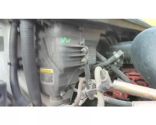 INTERNATIONAL LT AIR INTAKE
