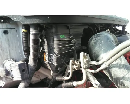 INTERNATIONAL LT AIR INTAKE