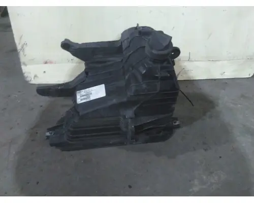 INTERNATIONAL LT AIR INTAKE