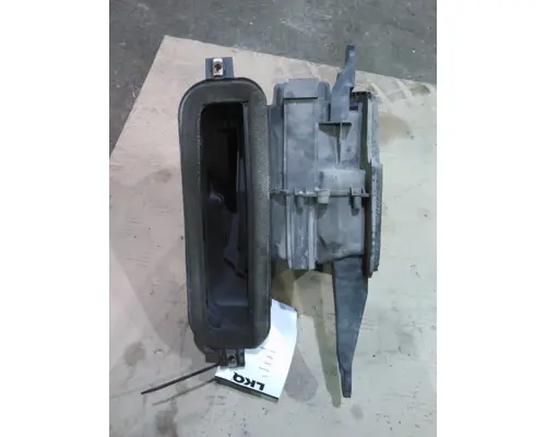 INTERNATIONAL LT AIR INTAKE