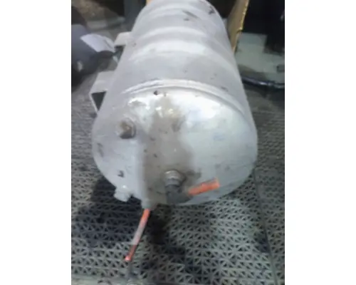 INTERNATIONAL LT AIR TANK