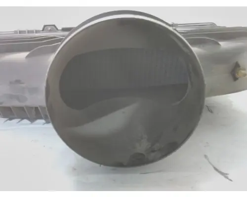 INTERNATIONAL LT Air Cleaner
