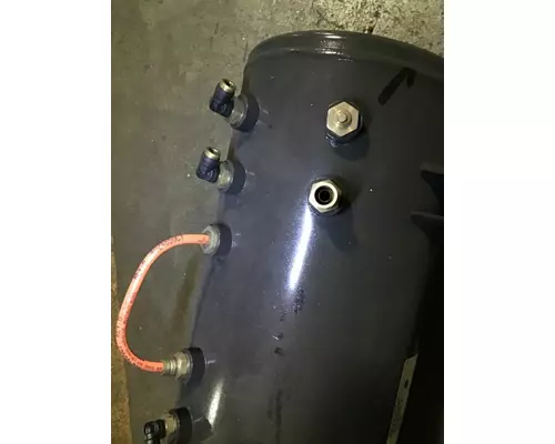 INTERNATIONAL LT Air Tank