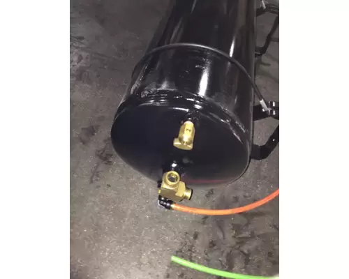 INTERNATIONAL LT Air Tank