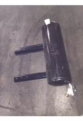 INTERNATIONAL LT Air Tank