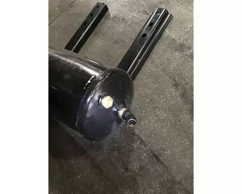 INTERNATIONAL LT Air Tank
