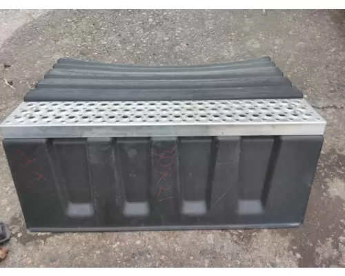 INTERNATIONAL LT BATTERY BOX