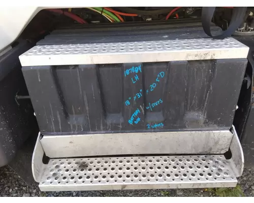 INTERNATIONAL LT BATTERY BOX