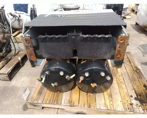INTERNATIONAL LT BATTERY BOX