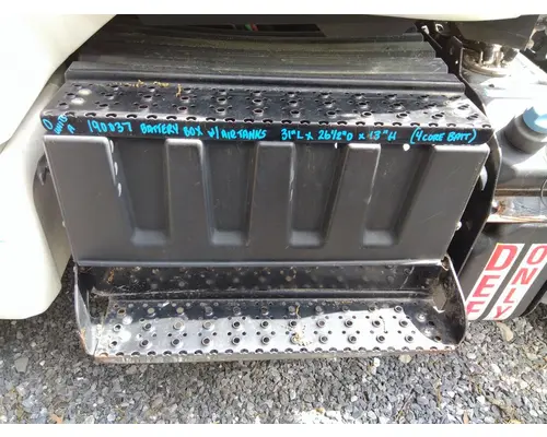 INTERNATIONAL LT BATTERY BOX