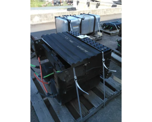 INTERNATIONAL LT BATTERY BOX