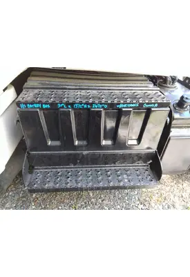 INTERNATIONAL LT BATTERY BOX