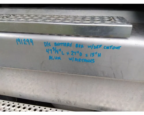 INTERNATIONAL LT BATTERY BOX