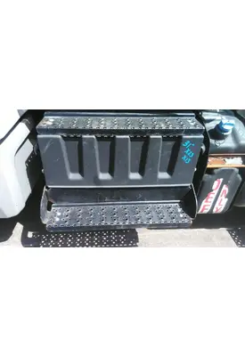 INTERNATIONAL LT BATTERY BOX