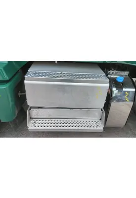 INTERNATIONAL LT BATTERY BOX