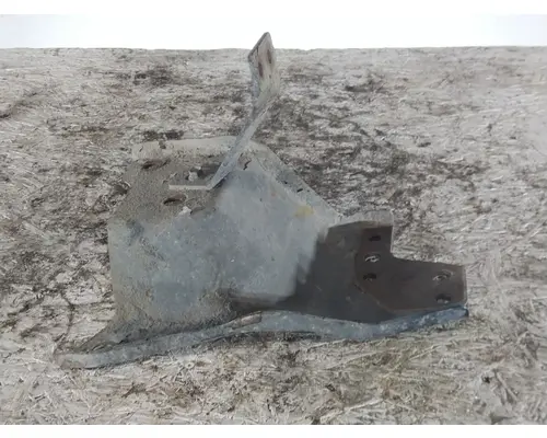 INTERNATIONAL LT BUMPER BRACKET