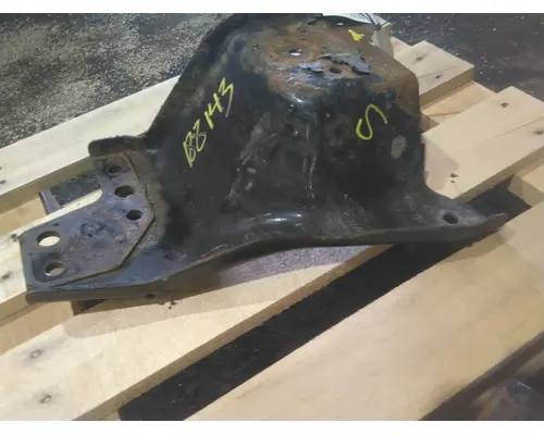 INTERNATIONAL LT BUMPER BRACKET