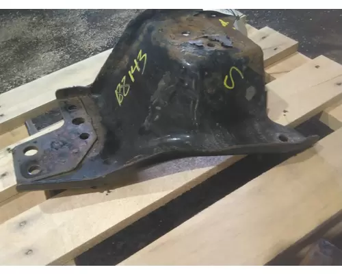 INTERNATIONAL LT BUMPER BRACKET