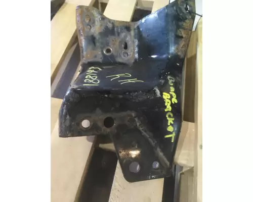 INTERNATIONAL LT BUMPER BRACKET