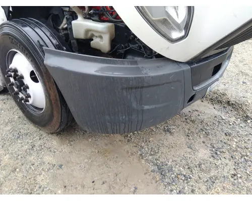 INTERNATIONAL LT BUMPER END