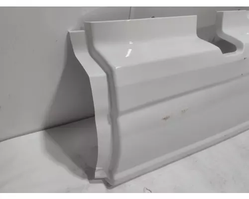 INTERNATIONAL LT Body Parts, Misc.