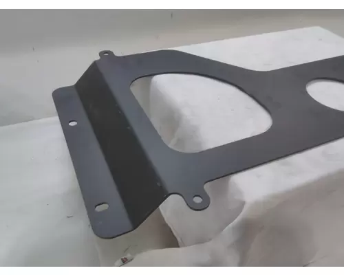 INTERNATIONAL LT Body Parts, Misc.