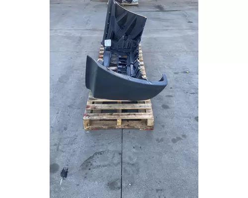 INTERNATIONAL LT Bumper Assembly, Front