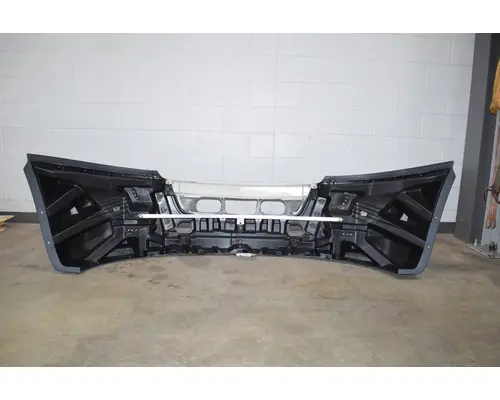 INTERNATIONAL LT Bumper Assembly, Front