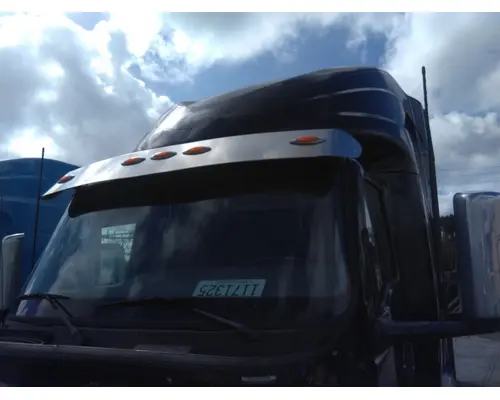 INTERNATIONAL LT CAB CLIP