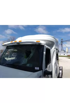 INTERNATIONAL LT CAB CLIP