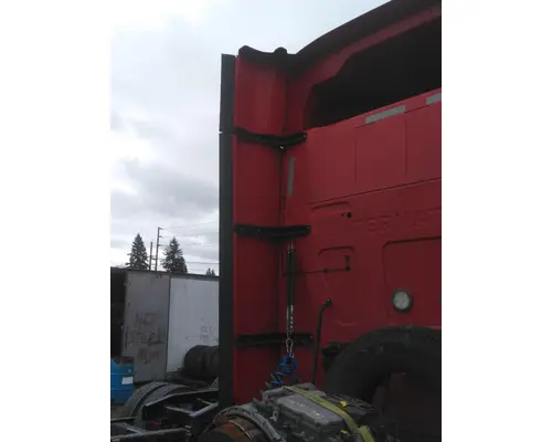 INTERNATIONAL LT CAB EXTENSION