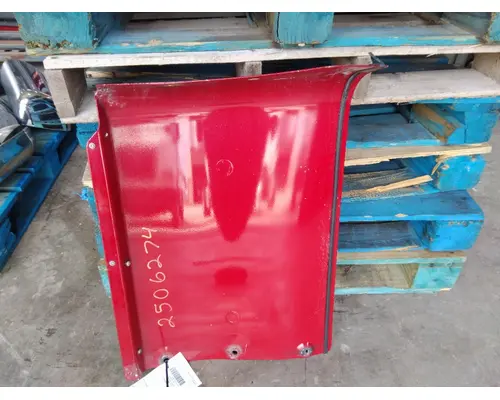 INTERNATIONAL LT CAB EXTENSION