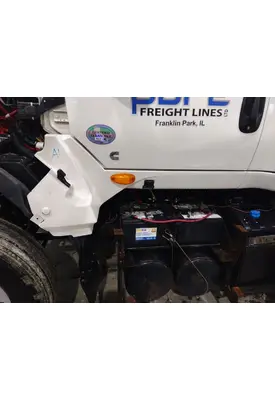 INTERNATIONAL LT CAB SKIRT FILLER PANEL