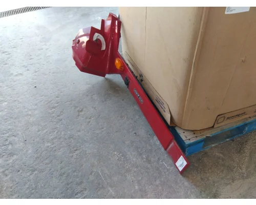 INTERNATIONAL LT CAB SKIRT FILLER PANEL
