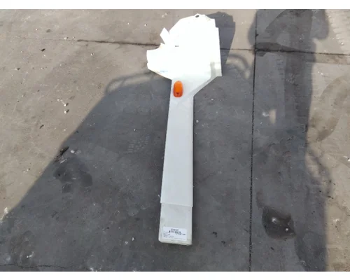 INTERNATIONAL LT CAB SKIRT FILLER PANEL