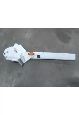 INTERNATIONAL LT CAB SKIRT FILLER PANEL