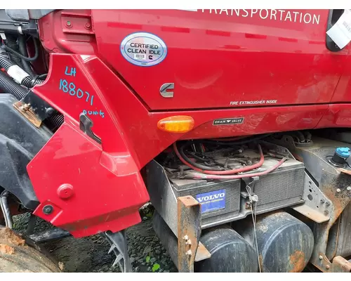 INTERNATIONAL LT CAB SKIRT FILLER PANEL
