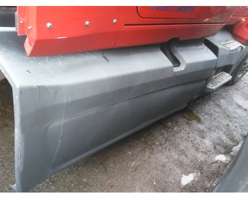 INTERNATIONAL LT CAB SKIRTSIDE FAIRING