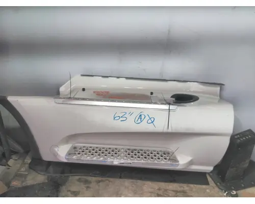 INTERNATIONAL LT CAB SKIRTSIDE FAIRING