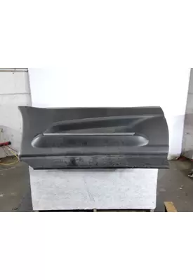 INTERNATIONAL LT CAB SKIRT/SIDE FAIRING