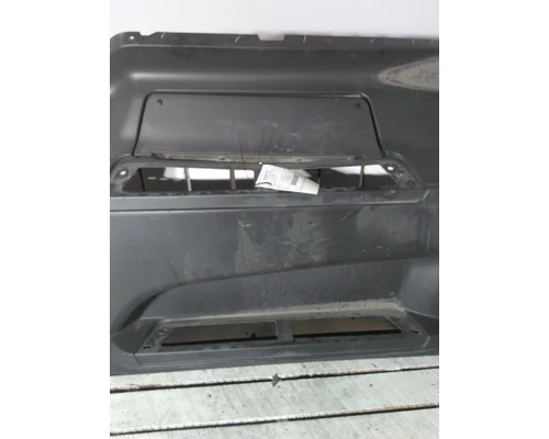 INTERNATIONAL LT CAB SKIRTSIDE FAIRING