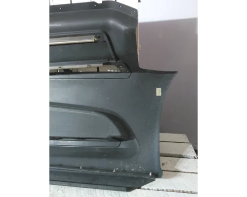 INTERNATIONAL LT CAB SKIRTSIDE FAIRING