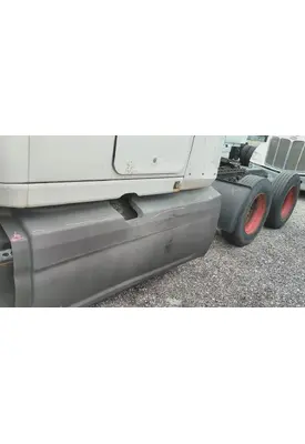 INTERNATIONAL LT CAB SKIRT/SIDE FAIRING