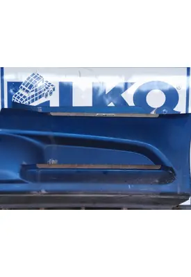 INTERNATIONAL LT CAB SKIRT/SIDE FAIRING