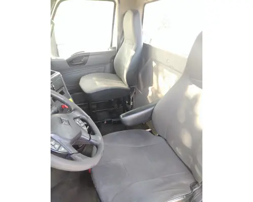 INTERNATIONAL LT CAB