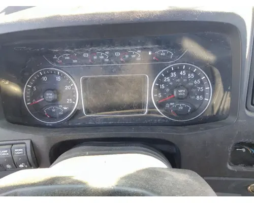 INTERNATIONAL LT CAB