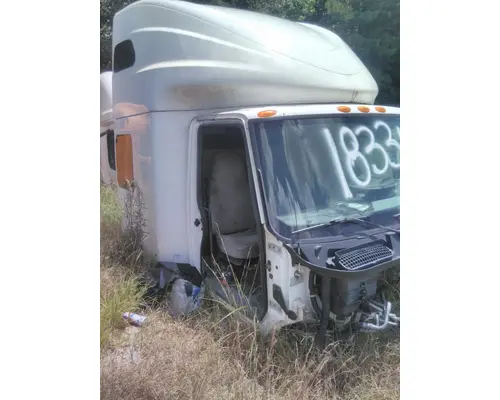 INTERNATIONAL LT CAB