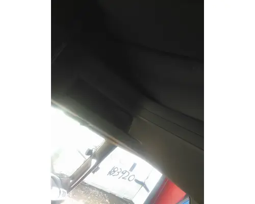 INTERNATIONAL LT CAB