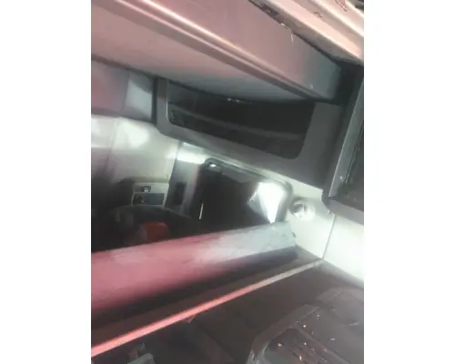 INTERNATIONAL LT CAB